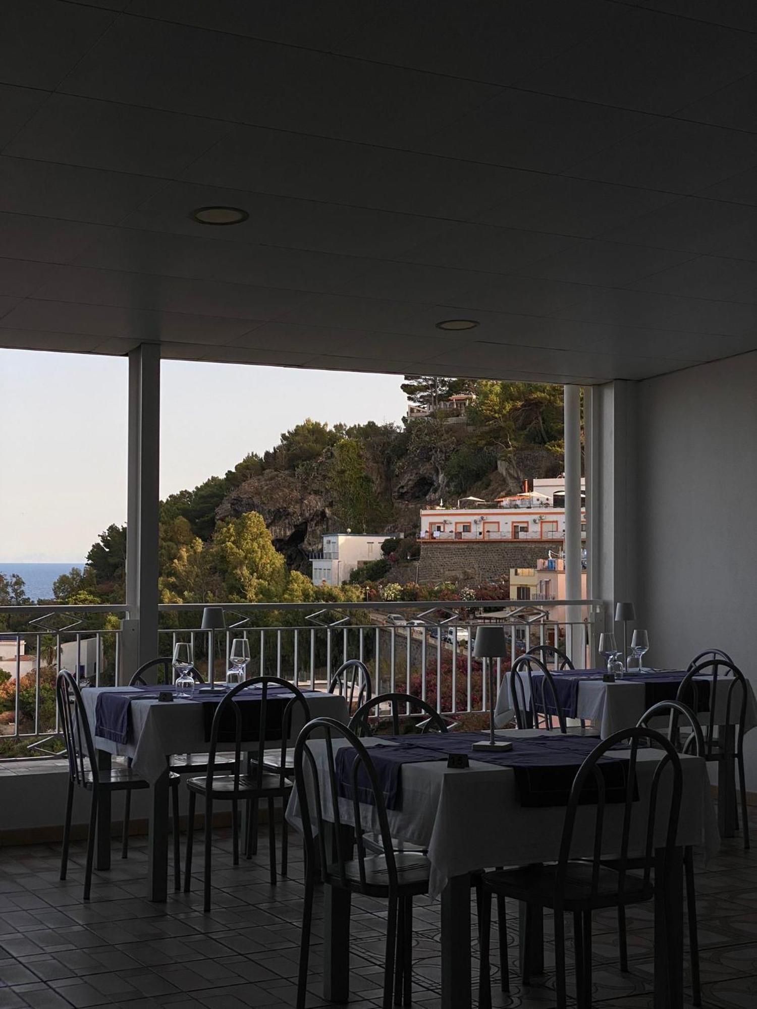 Hotel Ariston Isola di Ustica Exterior photo